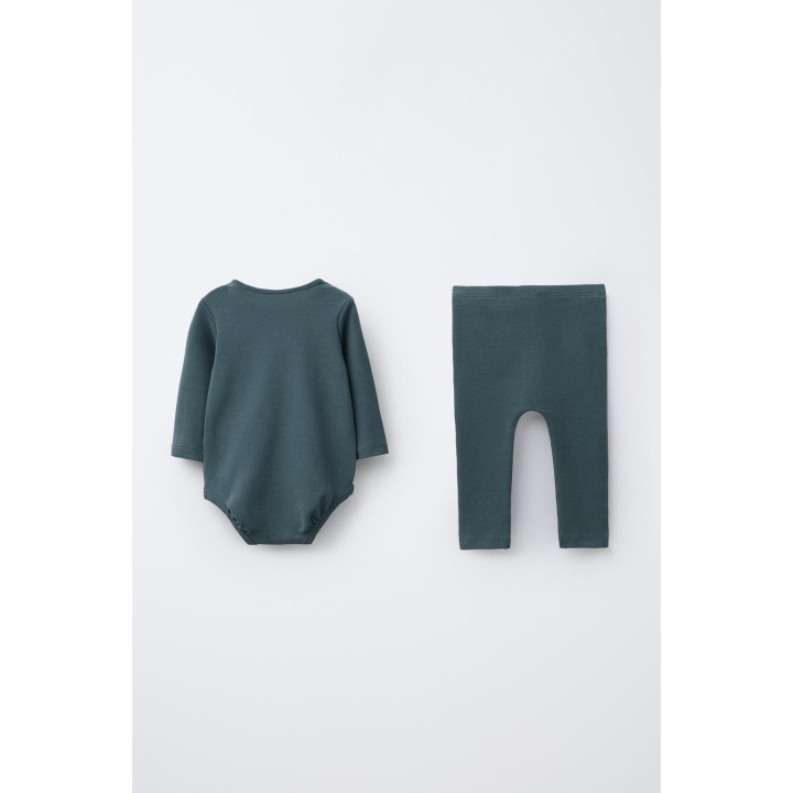 КОМПЛЕКТ ИЗ БОДИ И ЛЕГГИНСОВ С ВЫШИВКОЙ "ОВЕЧКА"