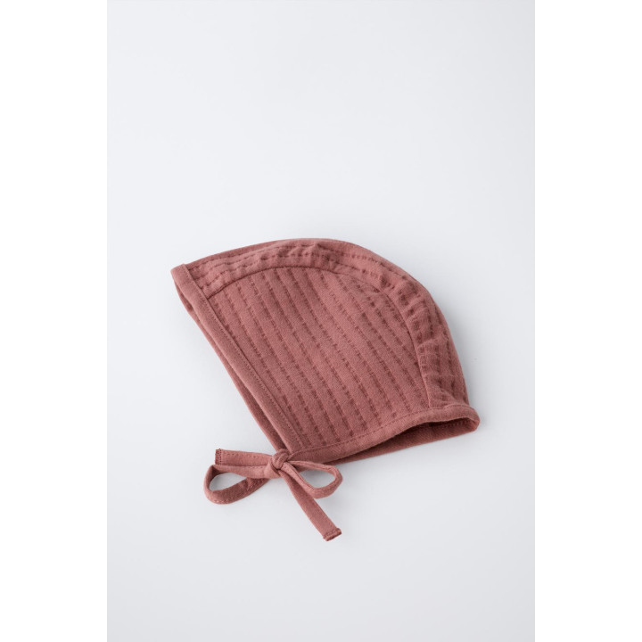 КОМПЛЕКТ ИЗ ЧЕПЧИКА И НАГРУДНИКА