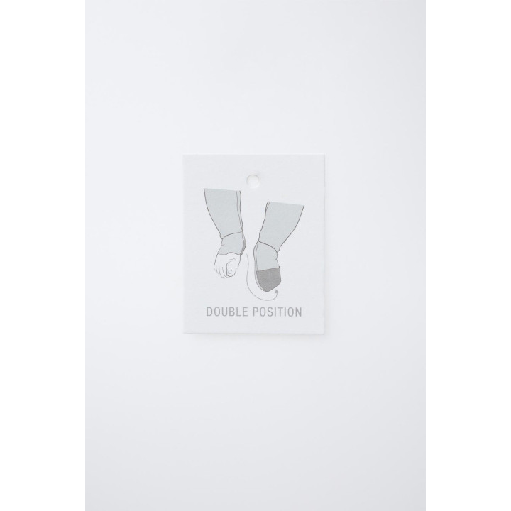 КОМБИНЕЗОН С ОЛЕНЯМИ И РЕГУЛИРУЕМЫМИ ШТАНИНАМИ