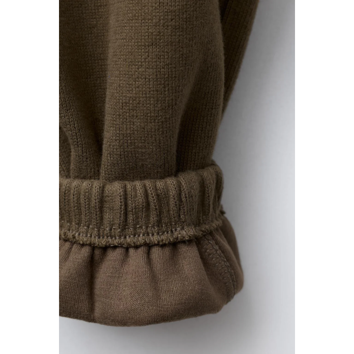 Костюм из толстовки и брюк