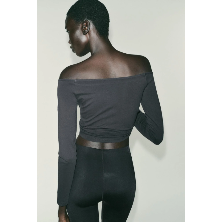 ТОП С ОТКРЫТЫМИ ПЛЕЧАМИ