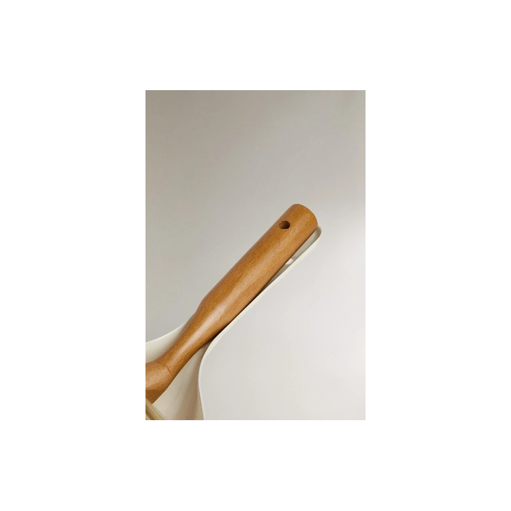 DUSTPAN AND BRUSH SET