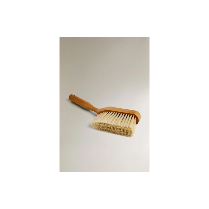DUSTPAN AND BRUSH SET