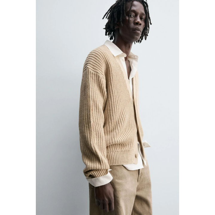 Кардиган с рельефным узором