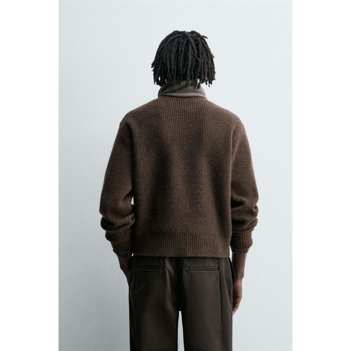 ТРИКОТАЖНЫЙ БОМБЕР