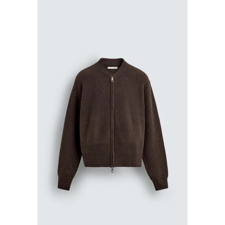 ТРИКОТАЖНЫЙ БОМБЕР