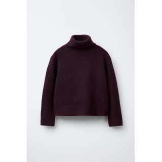 ОДНОТОННЫЙ СВИТЕР С ВОРОТНИКОМ-СТОЙКОЙ