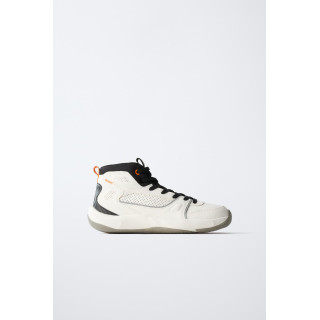 СПОРТИВНЫЕ БОТИНКИ