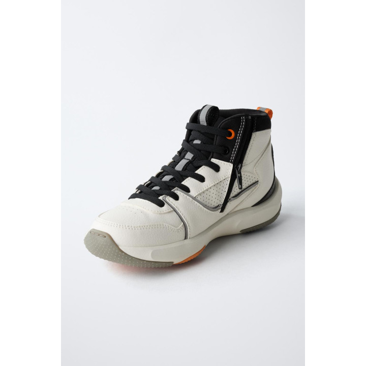 СПОРТИВНЫЕ БОТИНКИ