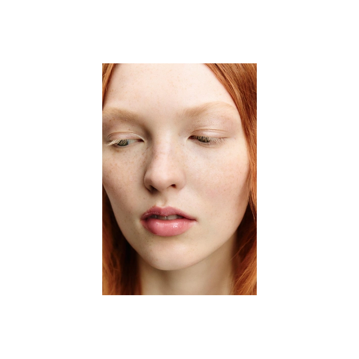 THE EYESHADOW STICK LUDOVIC DE SAINT SERNIN x ZARA