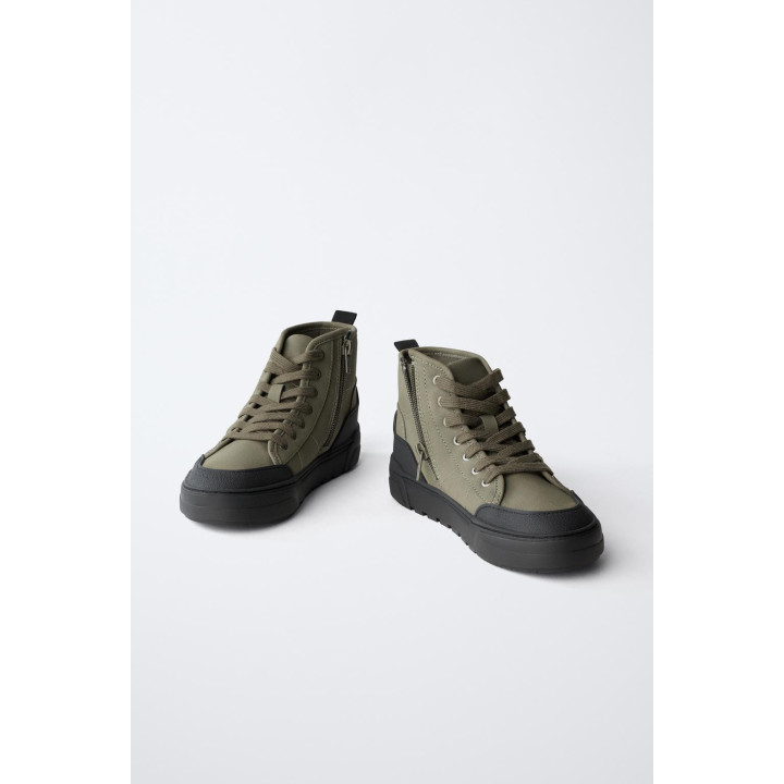 ВЫСОКИЕ ТЕХНИЧНЫЕ КРОССОВКИ