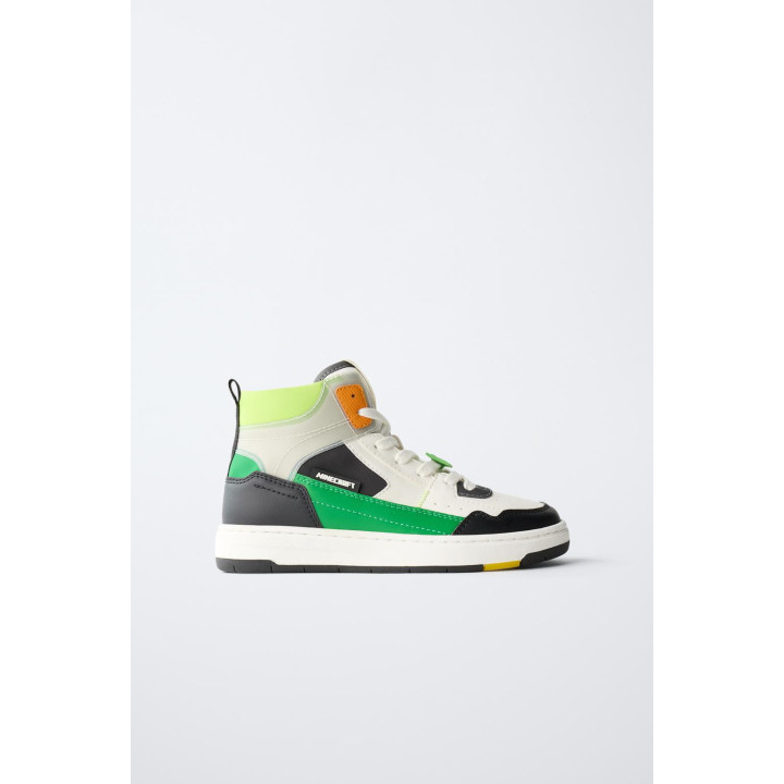 ВЫСОКИЕ КЕДЫ MINECRAFT © MOJANG AB. ™