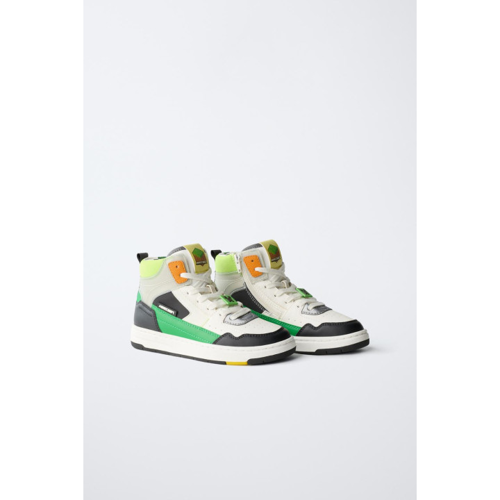 ВЫСОКИЕ КЕДЫ MINECRAFT © MOJANG AB. ™