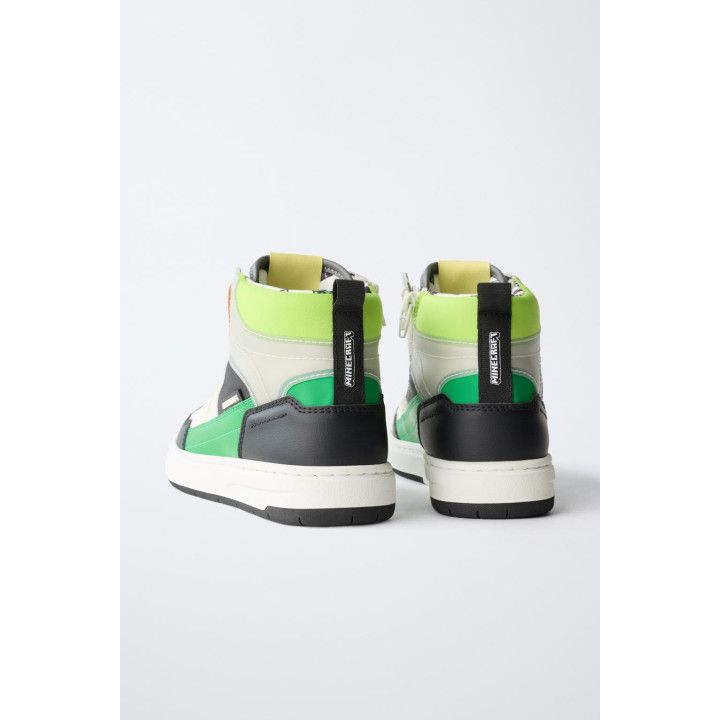 ВЫСОКИЕ КЕДЫ MINECRAFT © MOJANG AB. ™