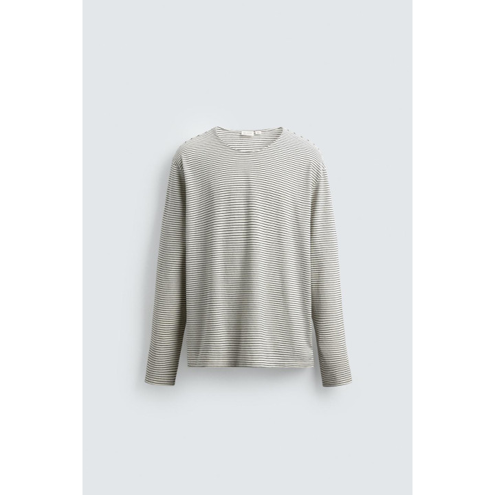 ЖАККАРДОВАЯ ФУТБОЛКА В ПОЛОСКУ