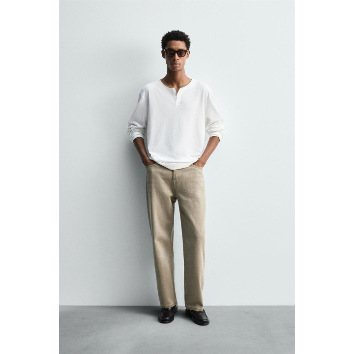 Футболка с застежкой на пуговицы