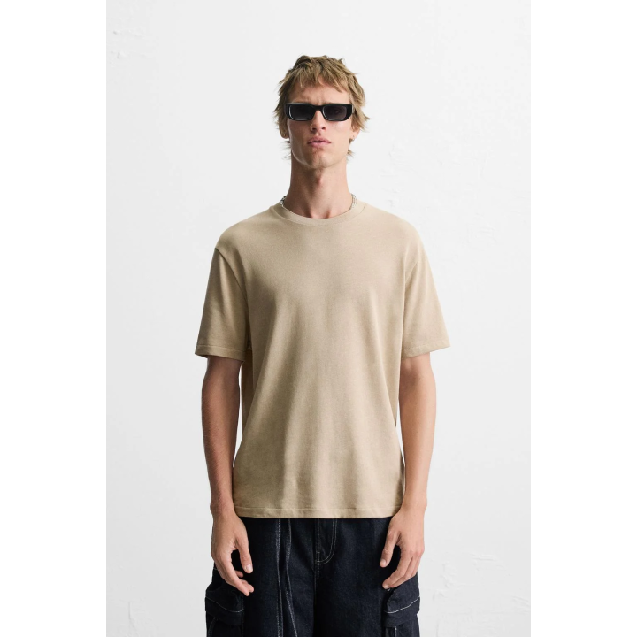 ТРИКОТАЖНАЯ ФУТБОЛКА СТАНДАРТНОГО КРОЯ