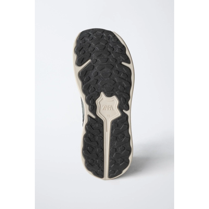 ВЫСОКИЕ КРОССОВКИ SPORTY