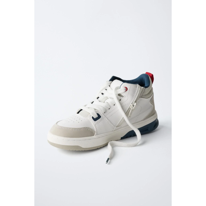 ВЫСОКИЕ КРОССОВКИ СО ВСТАВКАМИ