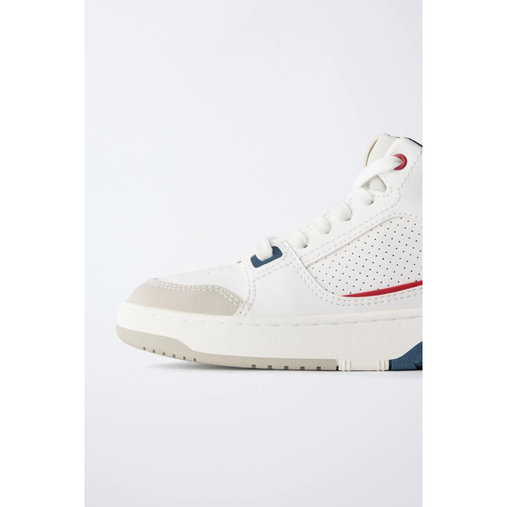 ВЫСОКИЕ КРОССОВКИ СО ВСТАВКАМИ