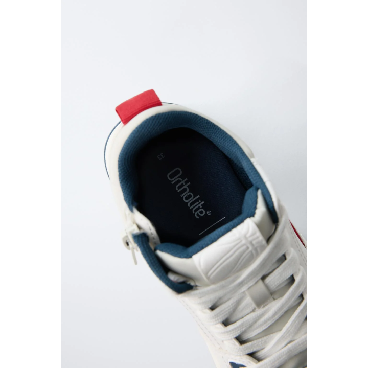 ВЫСОКИЕ КРОССОВКИ СО ВСТАВКАМИ