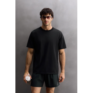 СПОРТИВНАЯ ФУТБОЛКА СВОБОДНОГО КРОЯ