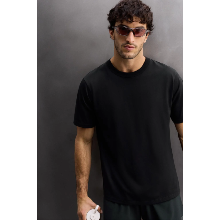 СПОРТИВНАЯ ФУТБОЛКА СВОБОДНОГО КРОЯ