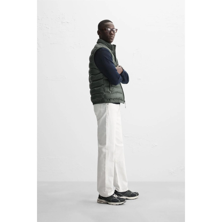 ЛЕГКИЙ СТЕГАНЫЙ ЖИЛЕТ