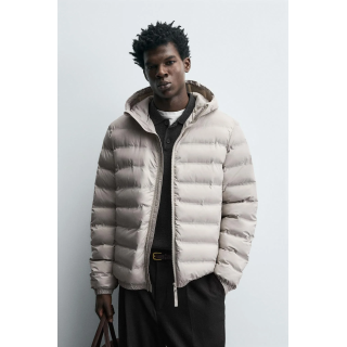 Пуховик легкий с водоотталкивающей пропиткой