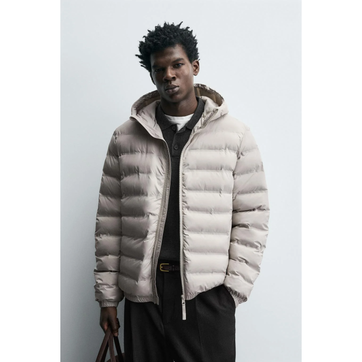 Пуховик легкий с водоотталкивающей пропиткой