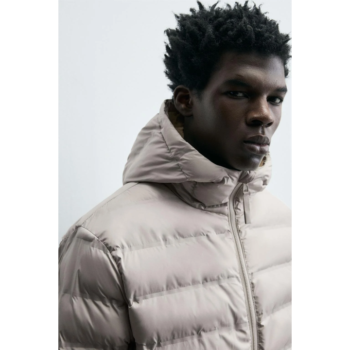 Пуховик легкий с водоотталкивающей пропиткой