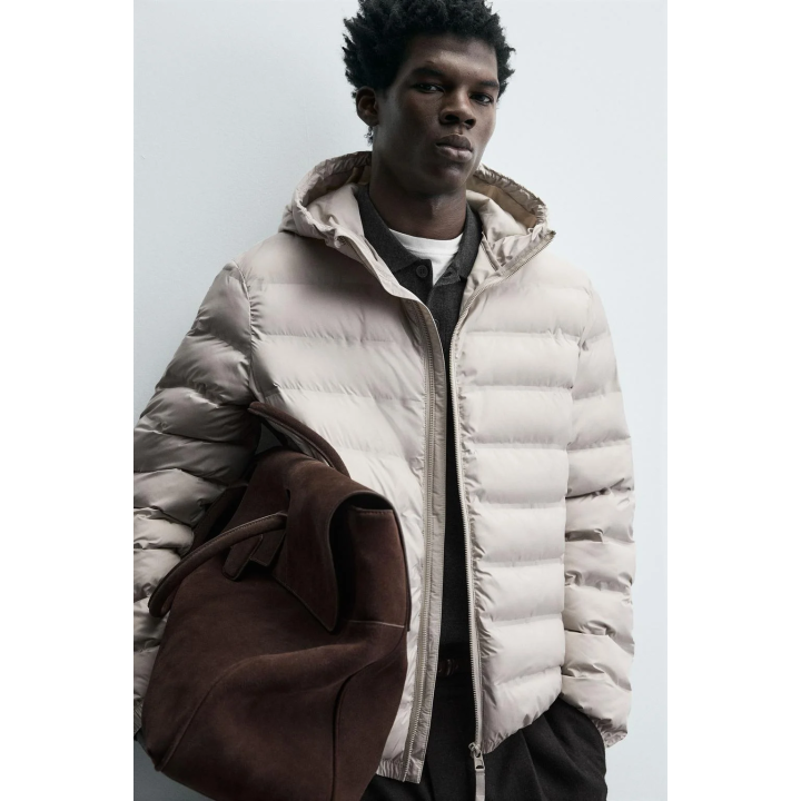 Пуховик легкий с водоотталкивающей пропиткой