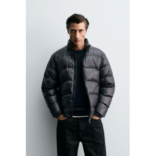 НЕПРОМОКАЕМАЯ КУРТКА С НАПОЛНИТЕЛЕМ ИЗ 100% ПЕРЬЕВ