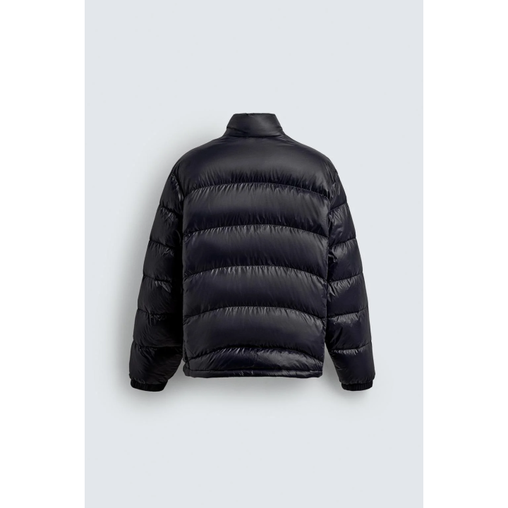 НЕПРОМОКАЕМАЯ КУРТКА С НАПОЛНИТЕЛЕМ ИЗ 100% ПЕРЬЕВ