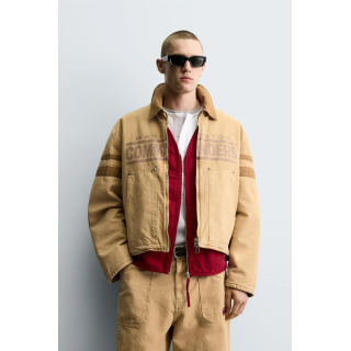 УКОРОЧЕННАЯ КУРТКА С ВЫШИТОЙ НАШИВКОЙ NFL WASHINGTON COMMANDERS