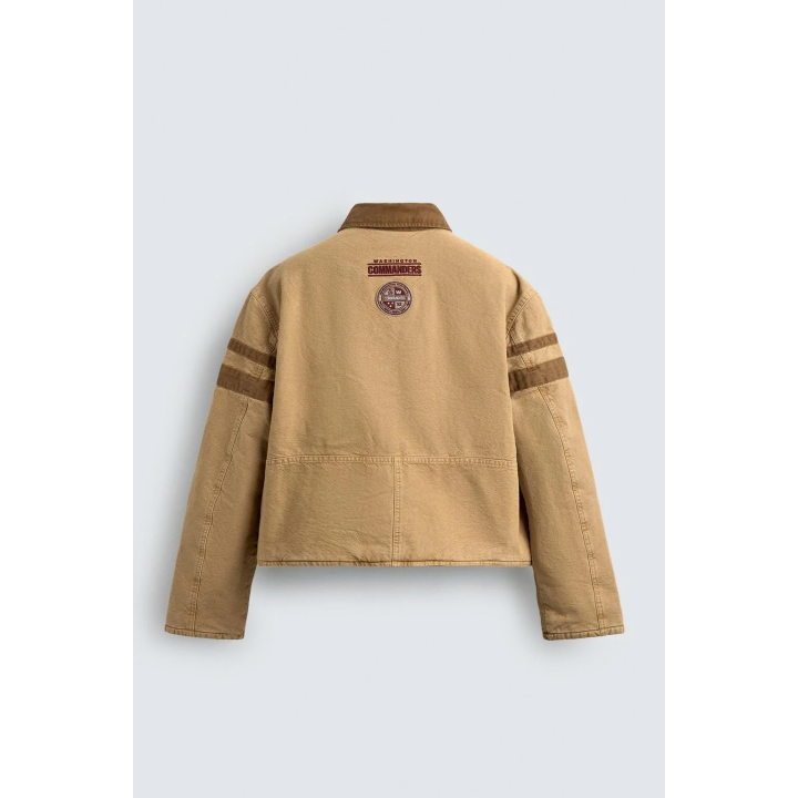 УКОРОЧЕННАЯ КУРТКА С ВЫШИТОЙ НАШИВКОЙ NFL WASHINGTON COMMANDERS