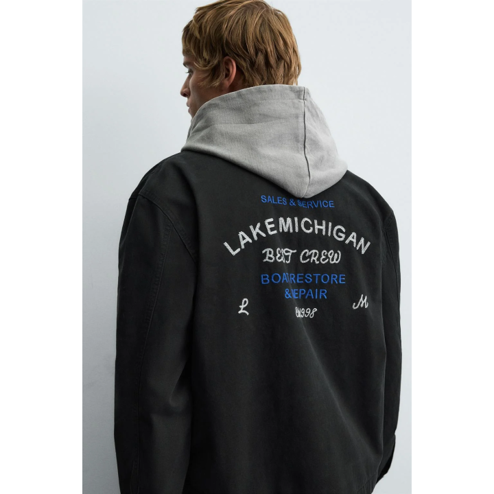 КУРТКА С ВЫШИВКОЙ И МОЛНИЕЙ