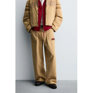 МЕШКОВАТЫЕ БРЮКИ С ВЫШИТОЙ НАШИВКОЙ NFL WASHINGTON COMMANDERS