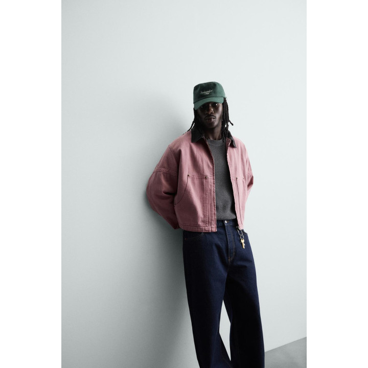 Куртка с контрастным воротником