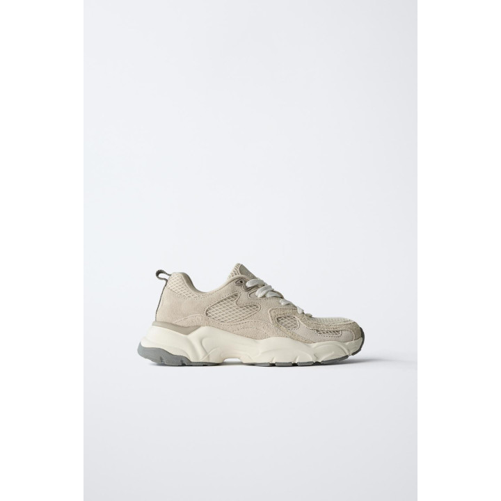 СПОРТИВНЫЕ КРОССОВКИ