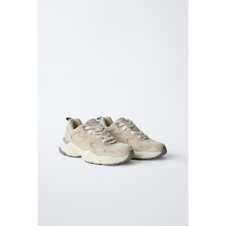 СПОРТИВНЫЕ КРОССОВКИ