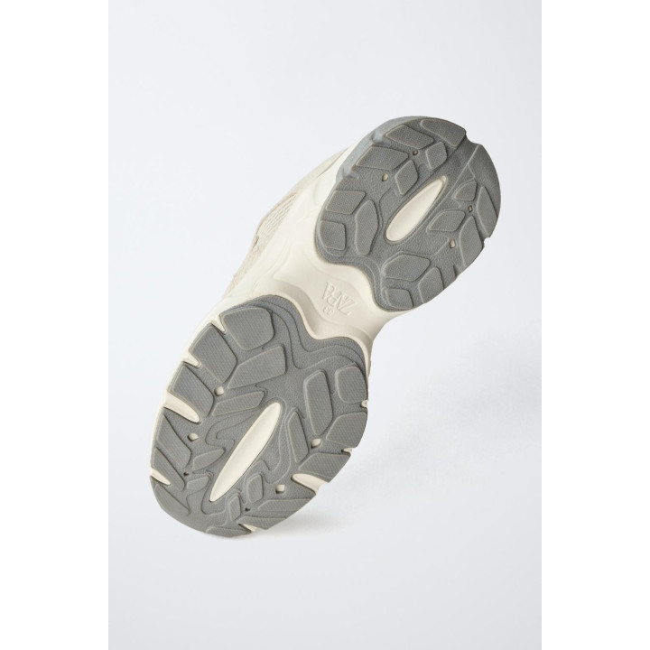 СПОРТИВНЫЕ КРОССОВКИ