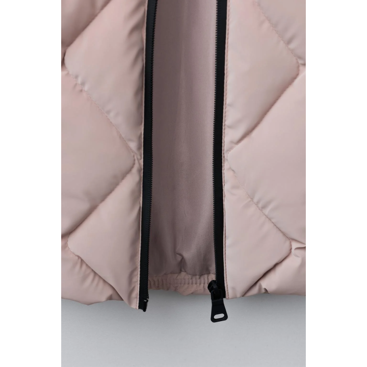 ДЛИННОЕ СТЕГАНОЕ ПАЛЬТО С РЕЗИНОВЫМ ПОКРЫТИЕМ