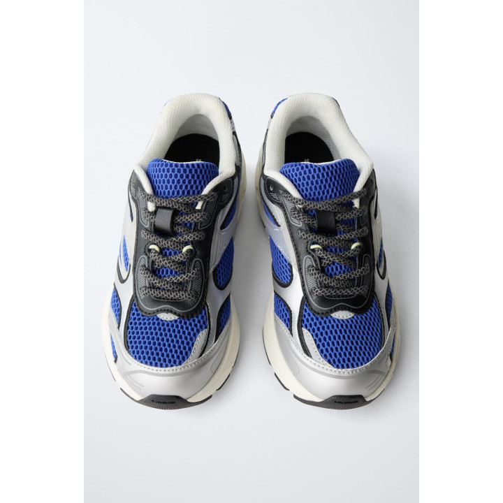 СПОРТИВНЫЕ КРОССОВКИ ИЗ СЕТЧАТОЙ ТКАНИ