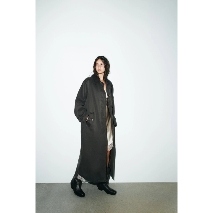 ВОЩЕНЫЙ ТРЕНЧ С ВЕЛЬВЕТОВЫМ ВОРОТНИКОМ