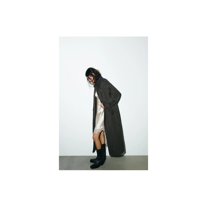 ВОЩЕНЫЙ ТРЕНЧ С ВЕЛЬВЕТОВЫМ ВОРОТНИКОМ