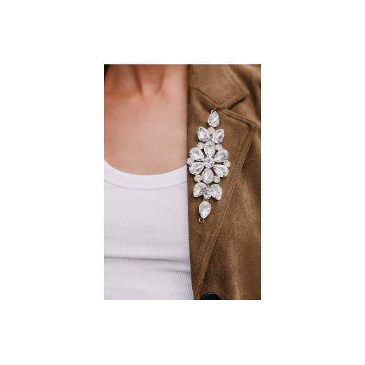 ПАЛЬТО-СЮРТУК ИЗ ЗАМШИ С БРОШЬЮ