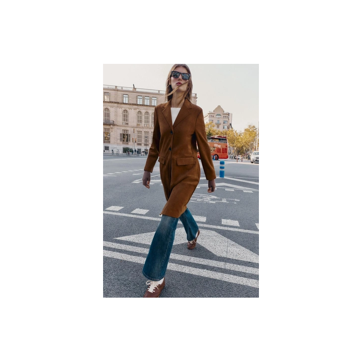 ПАЛЬТО-СЮРТУК ИЗ ТКАНИ ПОД ЗАМШУ