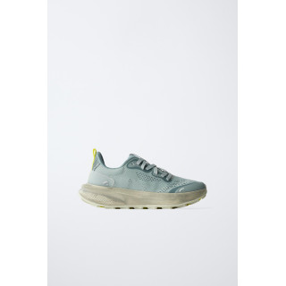 СПОРТИВНЫЕ КРОССОВКИ