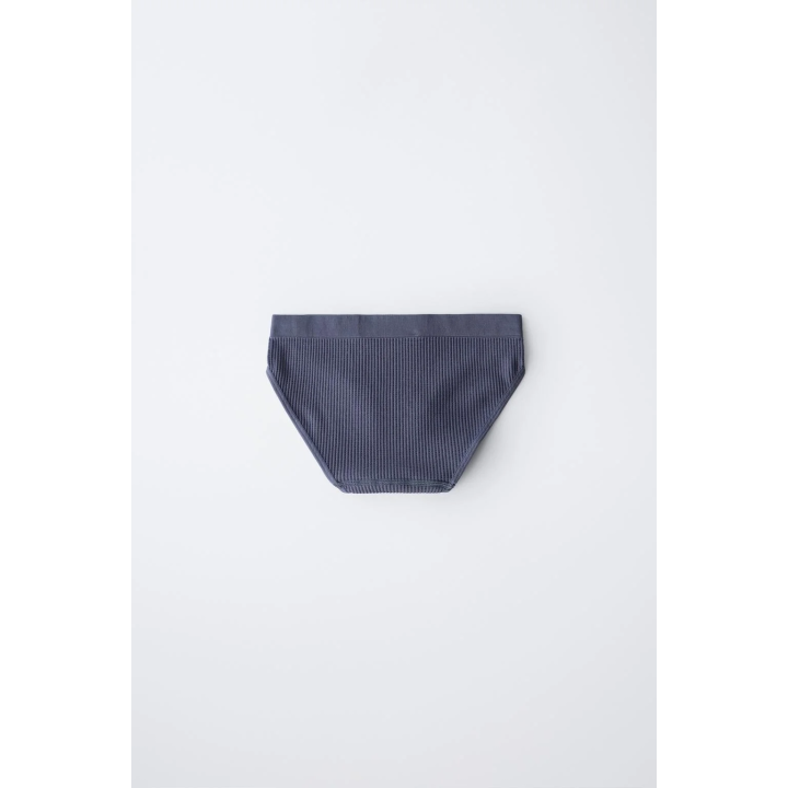 Трусы 8-14 лет / тройной комплект безшовных вафельных трусов